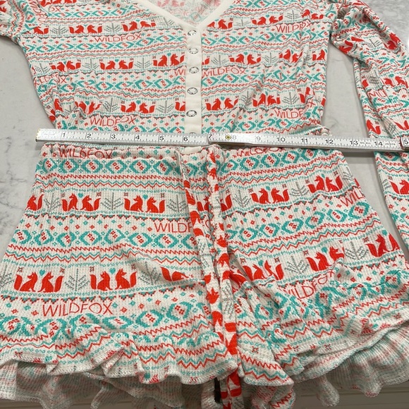 Women’s Wildfox romper sleeper - Picture 7 of 9